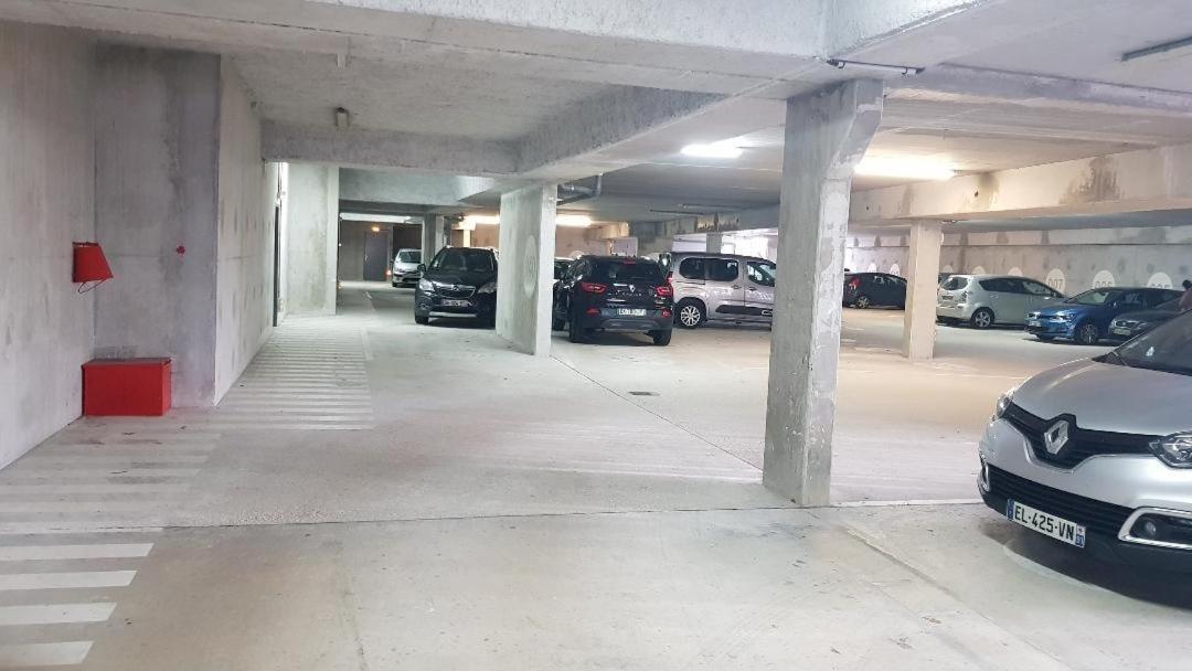 II Appart 2 Pieces, Neuf Rer D A 200M Parking Netflix Evry Courcouronnes Eksteriør bilde